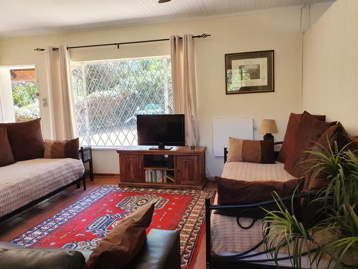 Pine Tree Lodge Midrand Dış mekan fotoğraf