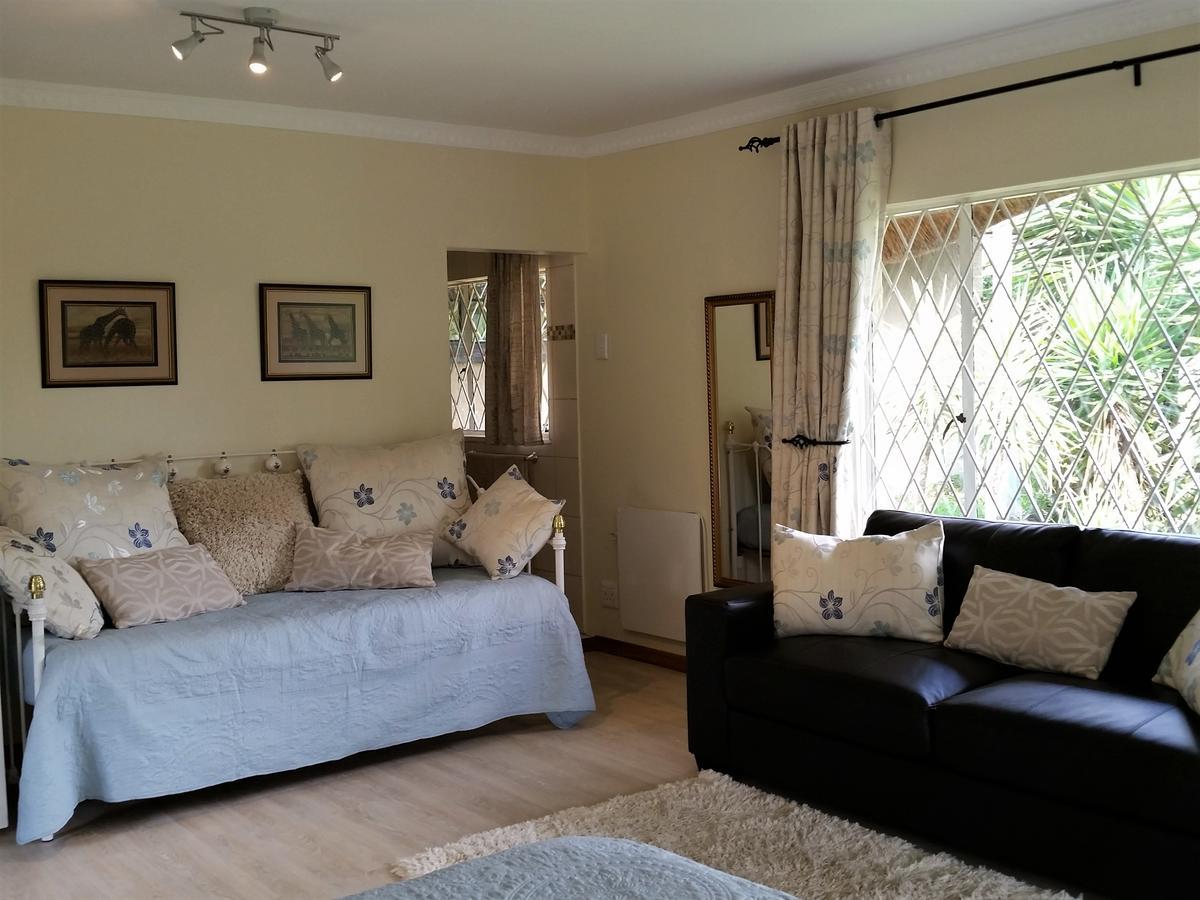 Pine Tree Lodge Midrand Dış mekan fotoğraf
