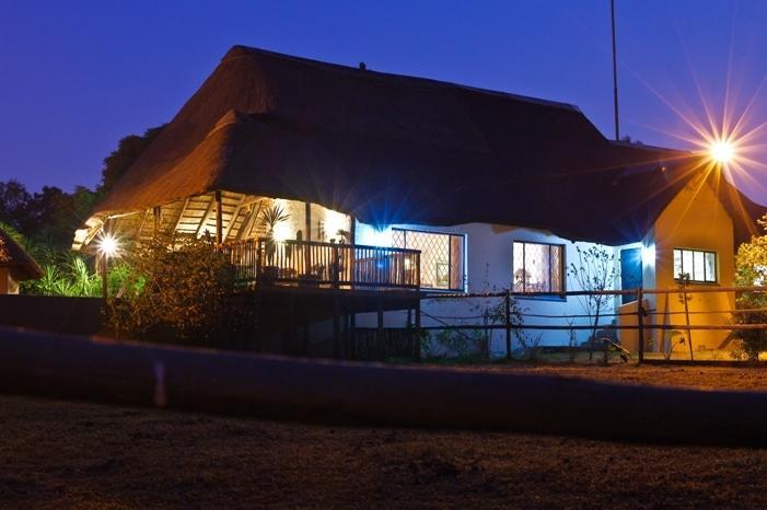 Pine Tree Lodge Midrand Dış mekan fotoğraf
