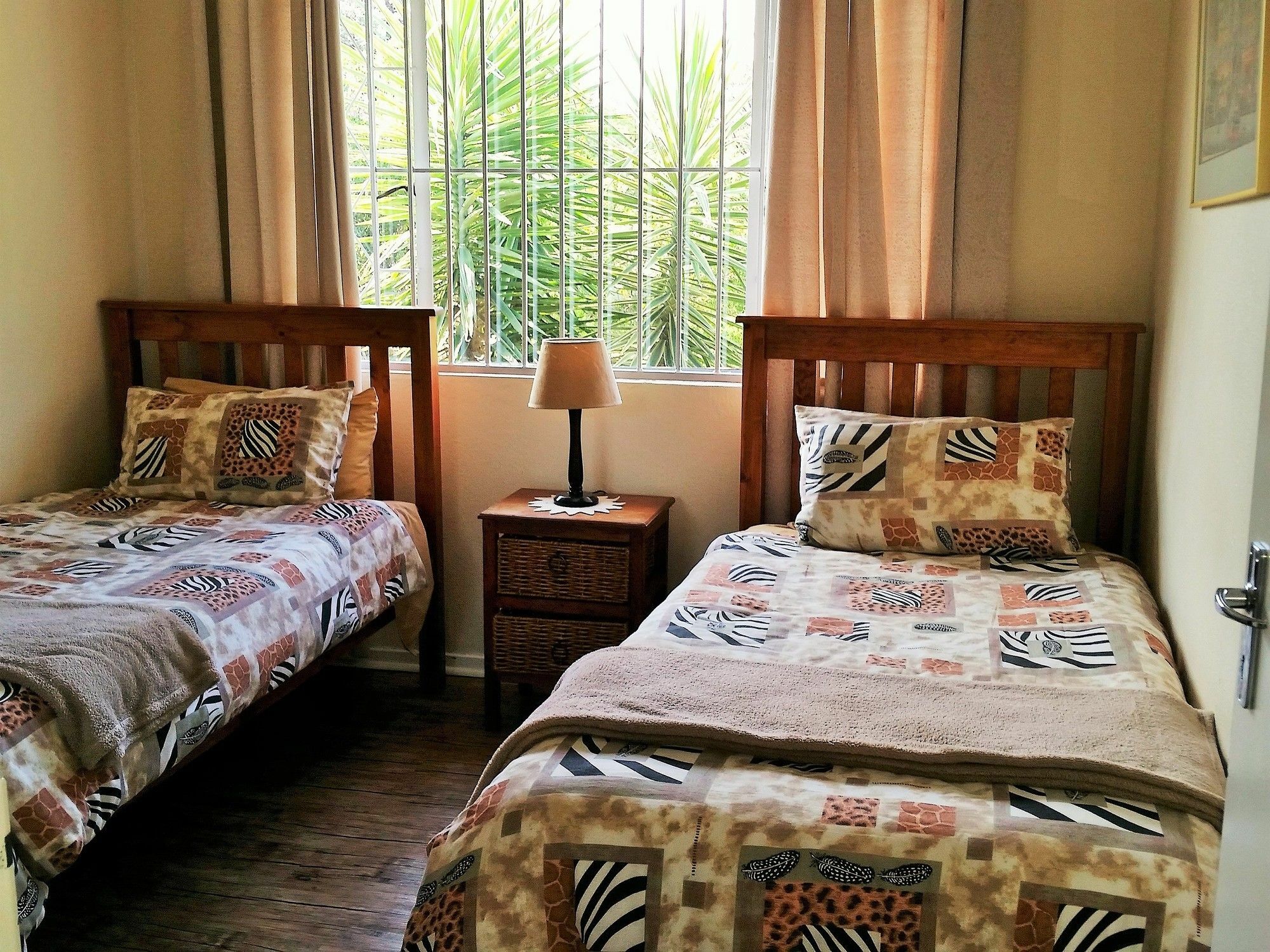 Pine Tree Lodge Midrand Dış mekan fotoğraf
