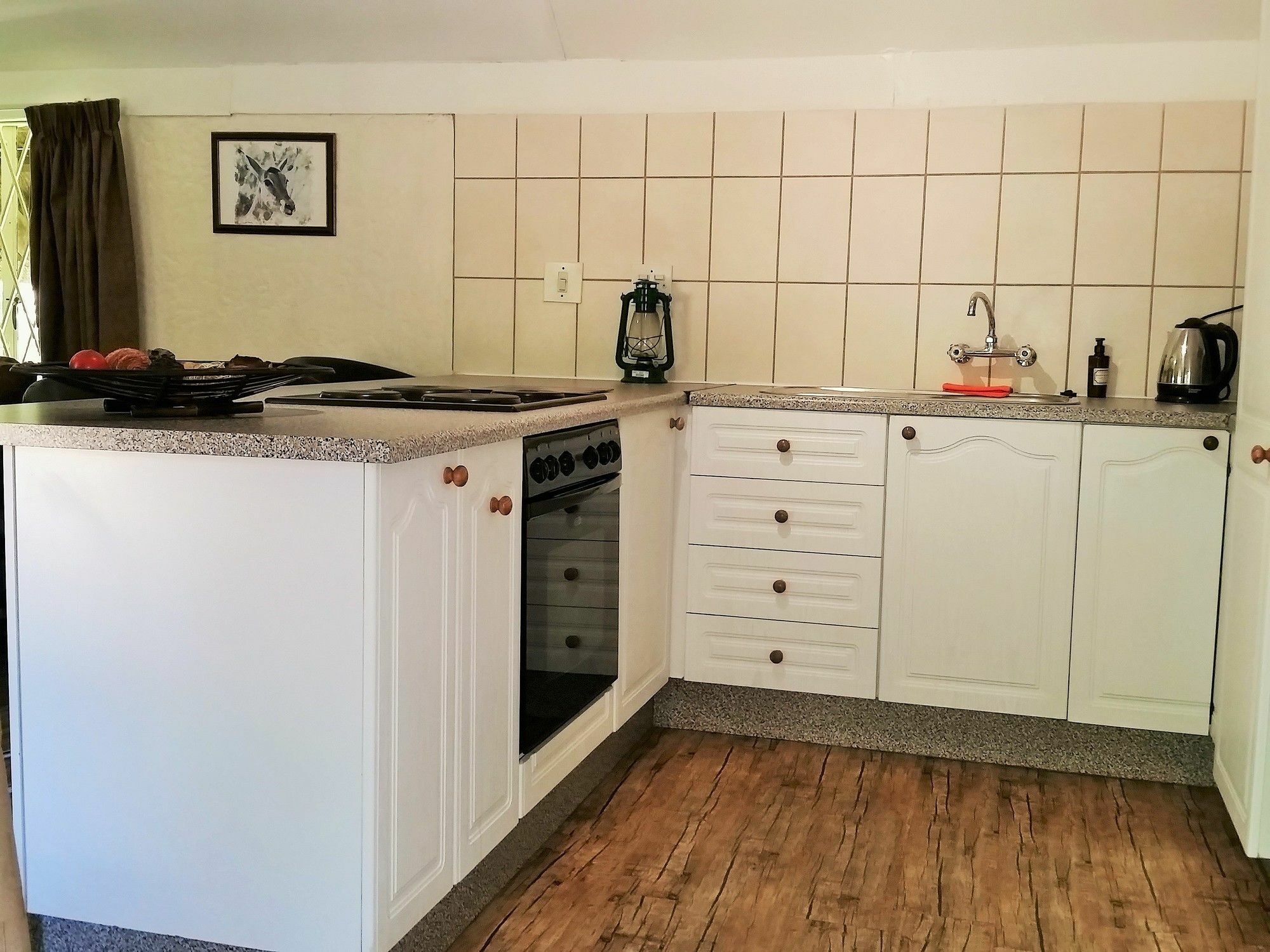 Pine Tree Lodge Midrand Dış mekan fotoğraf